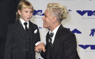 Pink’s Wise Words to Her Daughter at the VMAs … “We don’t change.”